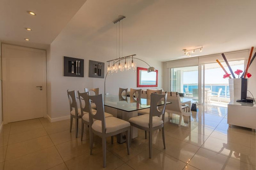 Venta Apartamento 3 Dormitorios En Suite Playa Mansa