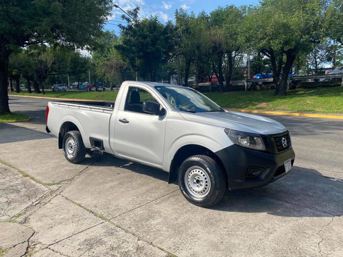 Imagen 3 de 11 de Nissan Np300 2018 2.5 Pick-up Dh Aa Pack Seg Mt