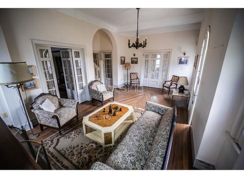 Próximo Prado, Gran Casona, Ideal Familia O Empresa