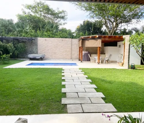 Casa De Dos Niveles En Pance, Cali- Valle Del Cauca
