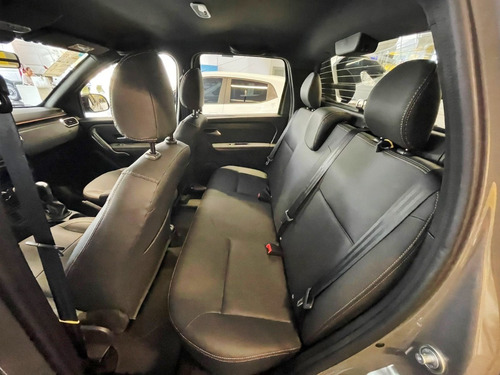 Imagem 7 de 10 de Renault Duster Oroch Outsider 1.3 Tce 22/23