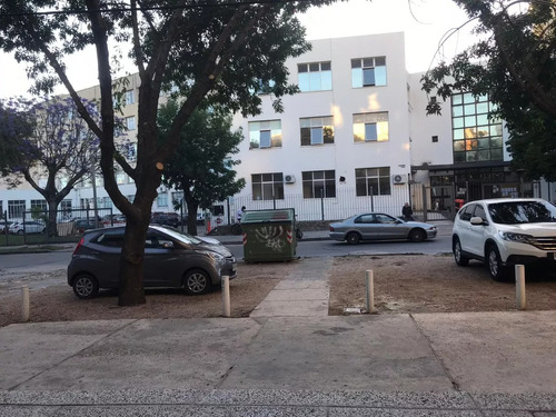 Excelente Apartamento 2 Dormitorios En Parque Batlle