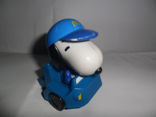 Snoopy Muñeco Figura Sobre Carrito Muñequitos Miniatura