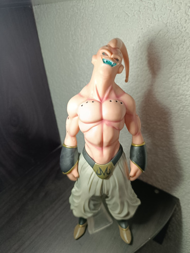 Figura Dragon Ball Z Majin Boo 28cm (Usado)