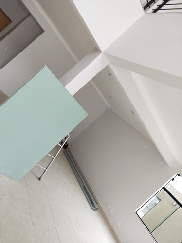 Imagem 1 de 5 de Drywall