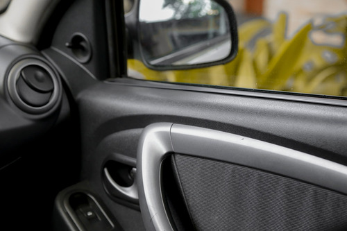 Renault Sandero Authentique 1.0 16v (flex)