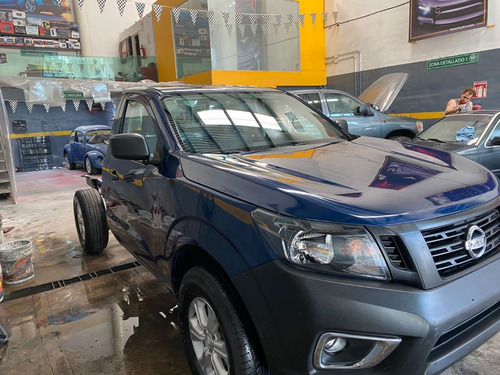 Imagen 6 de 15 de Np 300 Modelo 2019