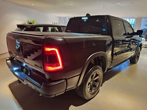 RAM 1500 5.7 V8 GASOLINA REBEL CD 4X4 AUTOMÁTICO
