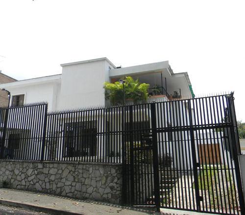 Venta Casa De 560m2 Con Terreno De 860m2 Parte Alta De Altamira, Municipio Chacao