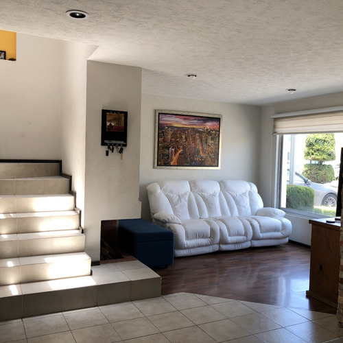 Casa Con Inmejorable Salida A Cdmx En San Mateo Atenco Venta