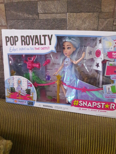 Muñeca Snapstr Pop Royalty Echo's Debut En The Pink Carpet (Usado)
