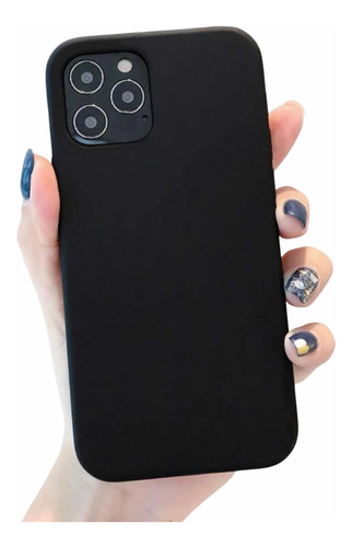 Carcasa Simple Negra iPhone 11