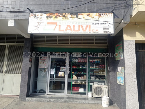 Fondo De Comercio En Venta En Maracay Zona Centro 24-15537 Jcm