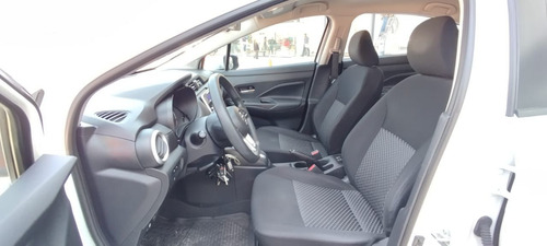 Nissan Versa 1.6 Sense Cvt