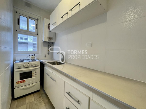 Imagen 12 de 30 de Tour Virtual Departamento En Venta 1 Ambiente Con Balcón A Metros De Plaza Colón - Mar Del Plata