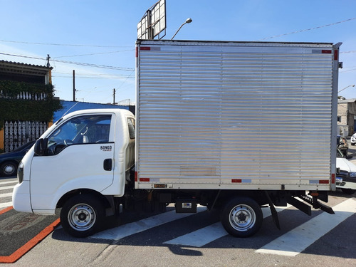 Imagem 2 de 9 de Kia Bongo 2020 2.5 Std 4x2 Rs Turbo Baú Alumínio