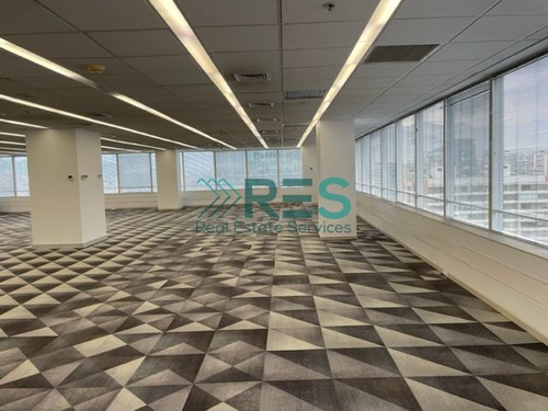 Estupendos 1.215 M2 Av. Vitacura/sanhattan- Oportunidad!!!