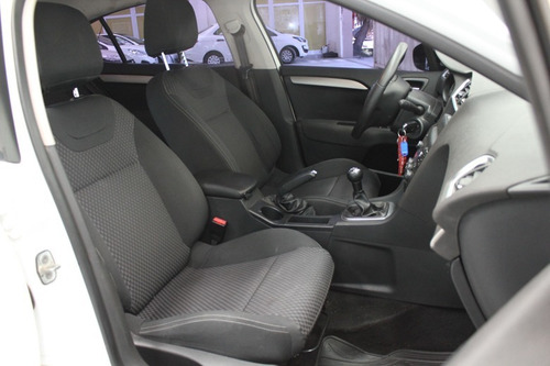 Imagen 6 de 11 de Citroen C4 Lounge 2.0 I 16v Origine 2015 La Plata 294
