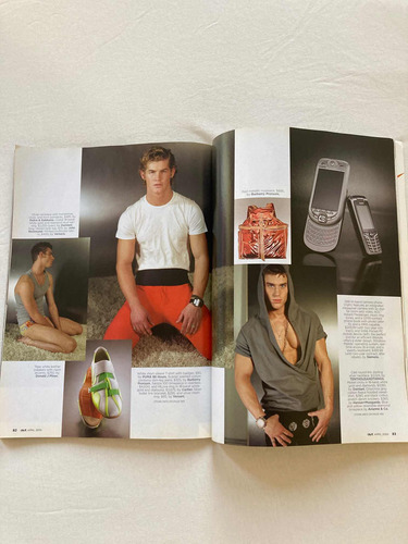 Revista Out/ Scissor Sisters Abril 2005 Impecable Lgbt+ (Usado)