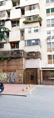 Imagen 1 de 9 de Apartamento En La Candelaria En Venta