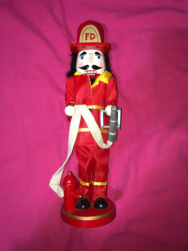 Imagen 2 de 4 de Cascanuez Bombero Importado De Eeuu