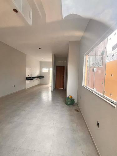 Vendo Casa Na Praia De Guriri /es- 2 Qts( Sendo Um Suite)