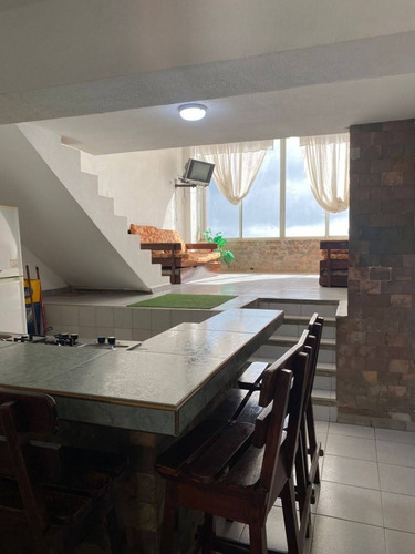Imagen 5 de 18 de Apartamento Grande En Alquiler Vacacional En Tucacas Hasta 12 Personas