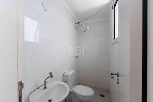 Casa Em Porto Alegre Com 3 Dormitórios - Lu430955