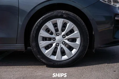 Kia Forte 2.0 L 4 p Mt