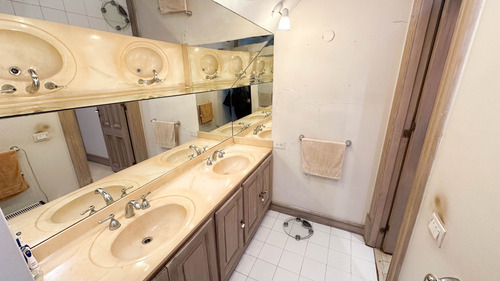 Venta Casa 7 Ambientes Estilo Alemán Pileta Martínez