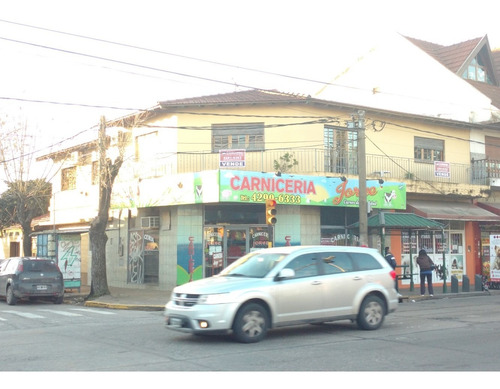 Imagen 2 de 14 de Venta - Excelente Local En Esquina Comercial