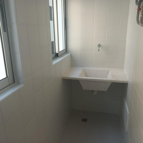 Apartamento Nuevo En Evaristo Morales, Una Habitacion, 11/2 Baños Terraza, Gym Salon Multiusos