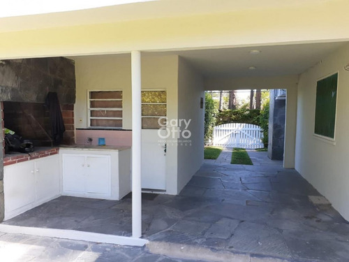 Casa En San Rafael, Buena Construcción- Ref: 24311