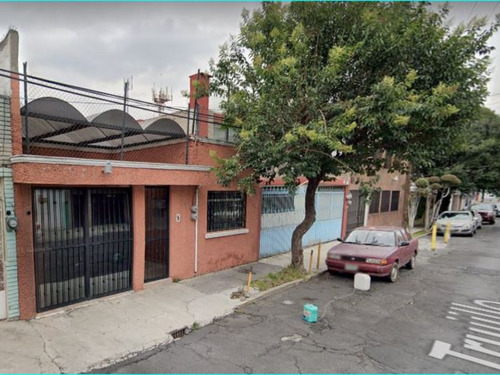 Venta De Bonita Casa En Lindavista, Cdmx Remate Bancario 