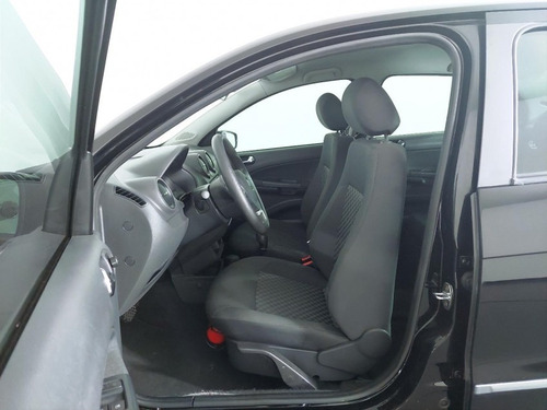 Imagem 10 de 15 de 160296 - Volkswagen Voyage 2016 Com Garantia