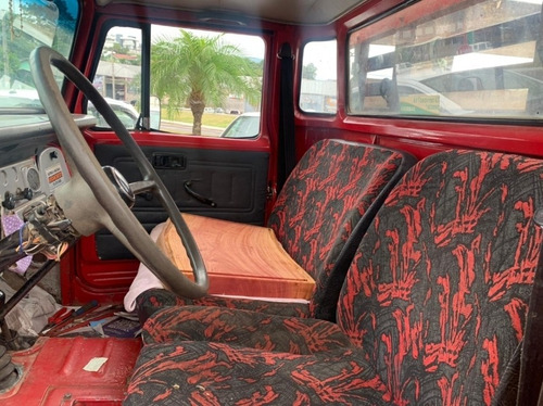 Toyota Bandeirante Carroceria