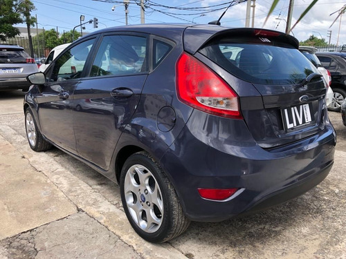Imagen 13 de 25 de Ford Fiesta Kinetic Design Titanium 1.6 Año2013 - Liv Motors