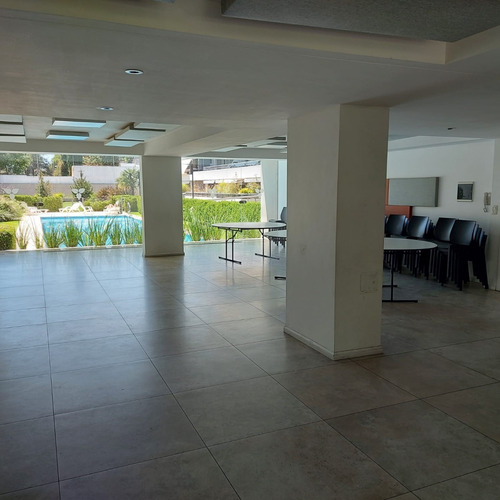 Imagen 6 de 20 de Departamento 2 Amb. Impecable En Complejo De Categoria Con Seg. Pileta, Solarium, Parrila, Sum, Gimnasio. Excelente Acceso. Cochera Cubierta Fija.