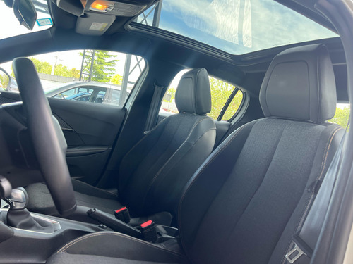 Peugeot 208 1.6 Road Trip