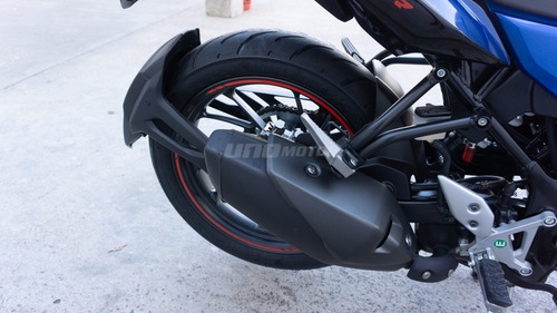 Imagen 12 de 17 de Hero Hunk 160r Moto Con Abs Usada