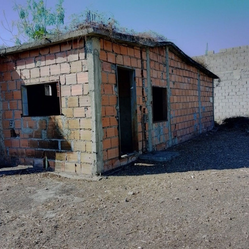 Imagen 4 de 15 de ¡venta! Lote De Terreno Con Bienhechuría En Charallave