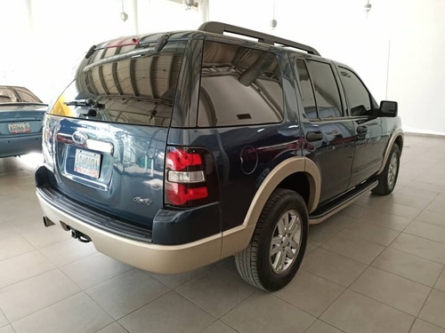 Imagen 6 de 13 de Ford Explorer 4x4 Eddie Bauer