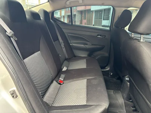 Nissan Versa 1.6 Advance