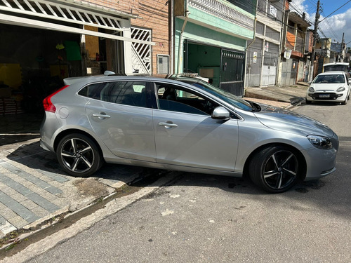 Volvo V40 2.0 T5 R-design Aut. 5p