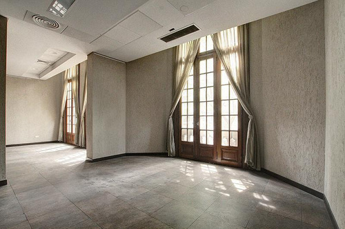 Edificio De Oficinas En Venta En Recoleta