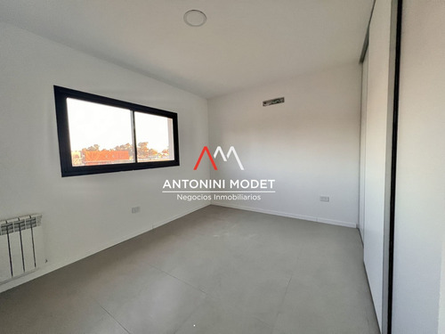 Imagen 10 de 18 de Antonini Modet - Casa En Alquiler En Santa Emilia