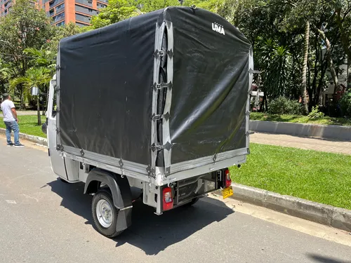 Motocarro Bajaj Re Maxima C Petrol Carpado