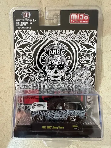 Voiture Miniature M2 Machines GMC Jimmy 1973 - Édition Dias De Los Muertos - 1:64 - Neuf