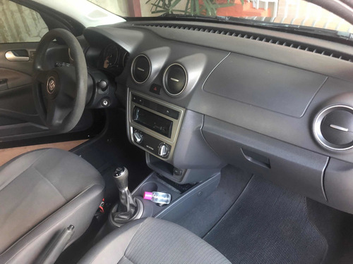 Volkswagen Voyage 2013 1.0 Trend Tec Total Flex 4p