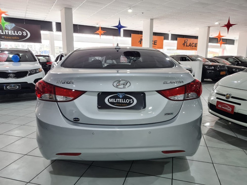 Imagem 11 de 14 de Hyundai Elantra Sedan 1.8 Gls (aut) Flex Aut